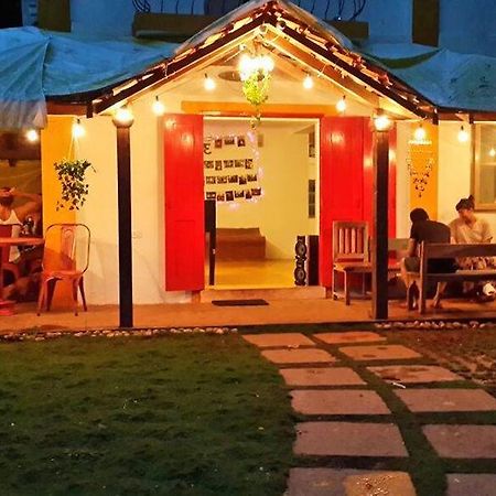 Red Door Hostel Andzsuna Kültér fotó