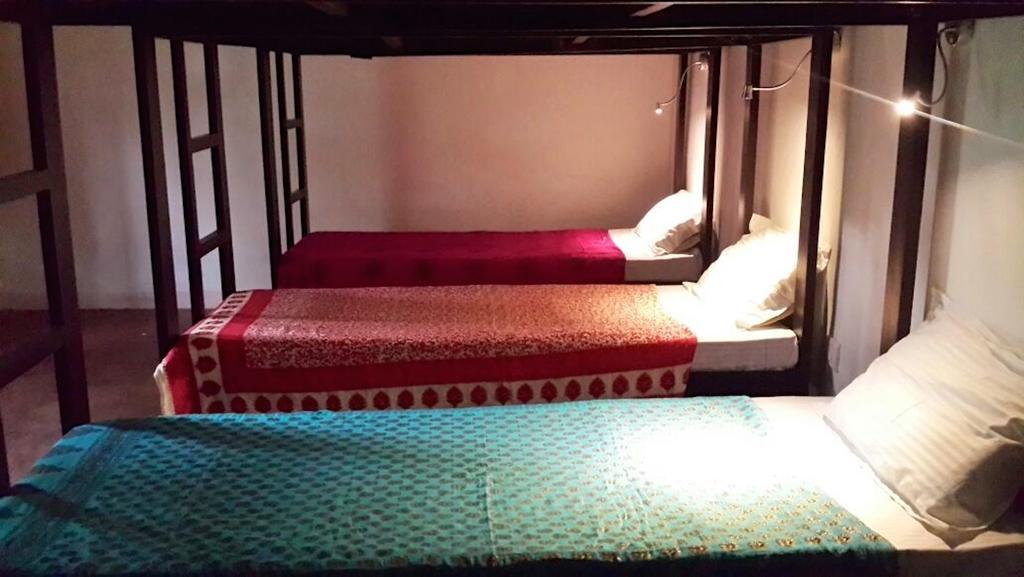 Red Door Hostel Andzsuna Kültér fotó