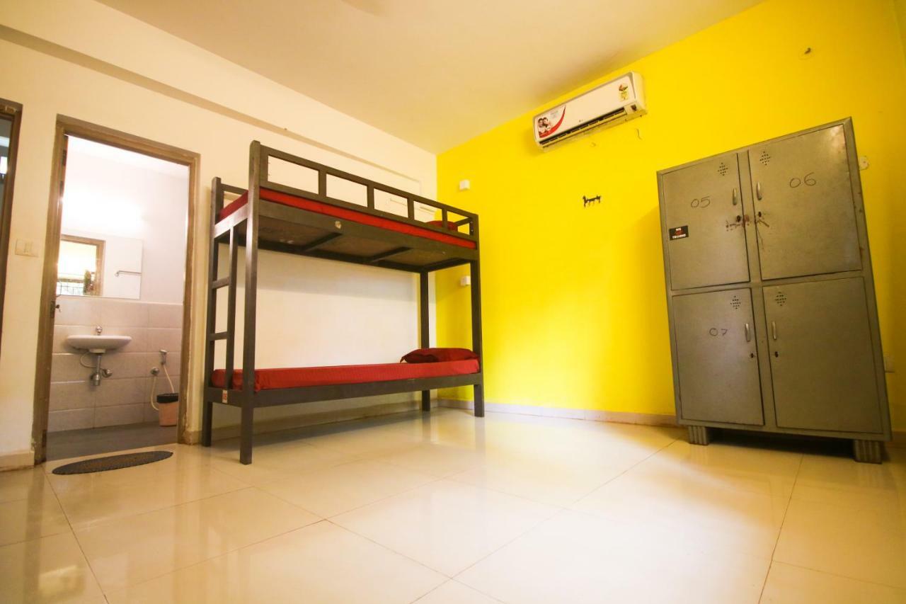 Red Door Hostel Andzsuna Kültér fotó